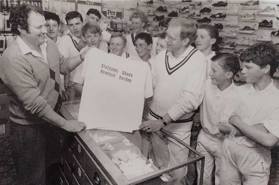 Presentation of sponsored cricket shirts